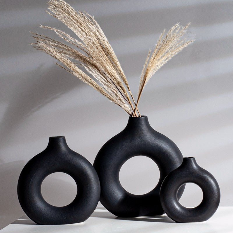 Black & White Round Hollow Vase - Hemkonst