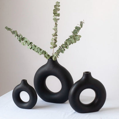 Black & White Round Hollow Vase - Hemkonst