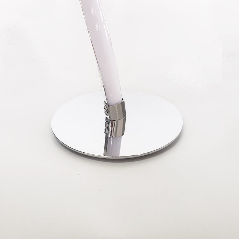 Curvy LED Table Lamp - Hemkonst