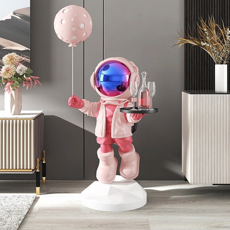 Moon Astronaut with Hand Tray - Hemkonst