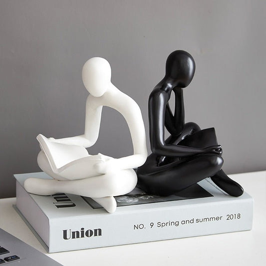 Reader Statue Figurines - Hemkonst