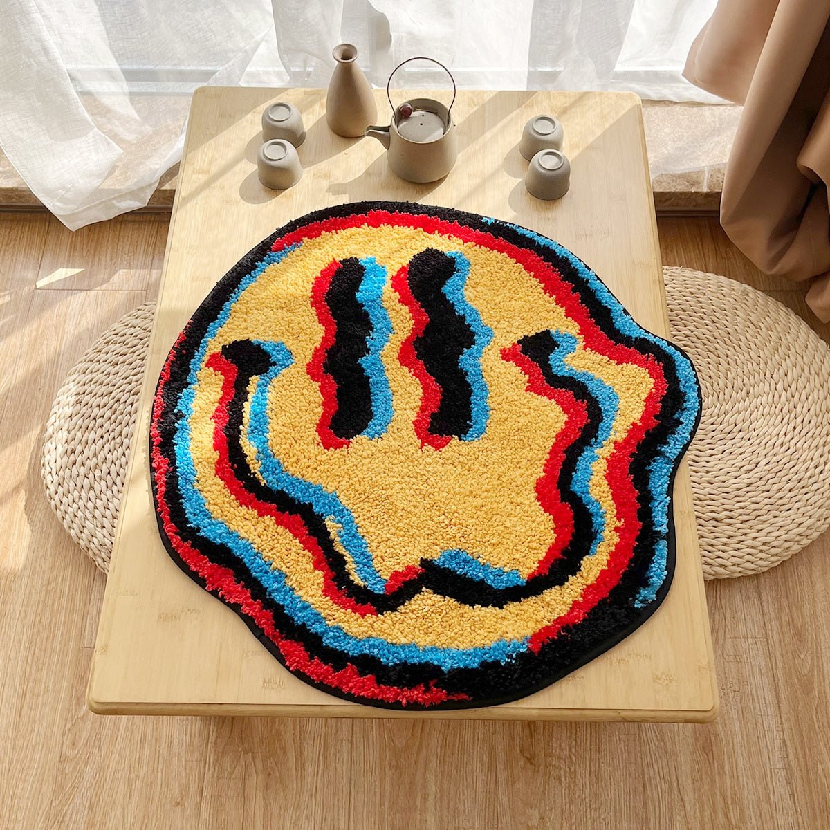 Trippy Smile Face Rug - Hemkonst